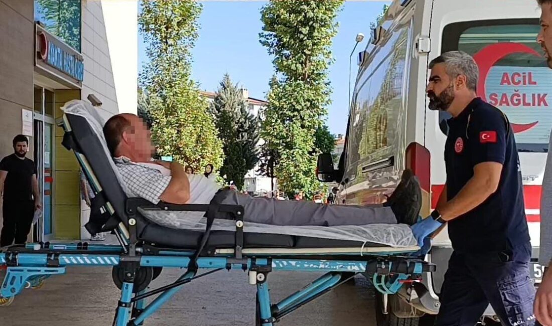 Bursa’nın İnegöl ilçesinde iki otomobilin çarpıştığı kazada 3 kişi yaralandı.