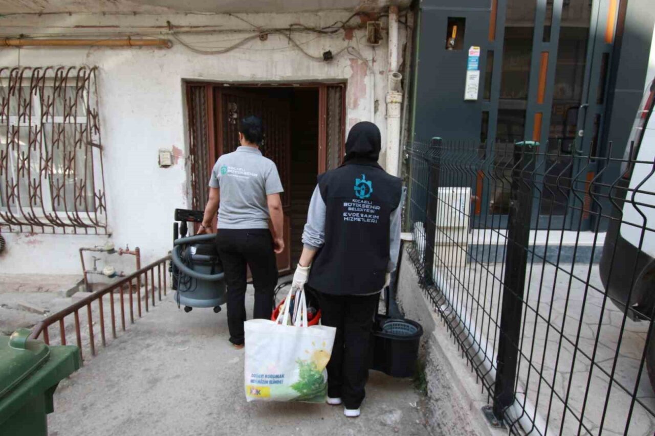 Kocaeli Büyükşehir Belediyesi, engelli ve yaşlı bireylerin yaşamını kolaylaştırmak amacıyla