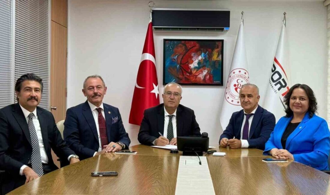 Çameli Belediyesi çalışmalarını hız kesmeden devam ederken Çameli Belediye Başkanı