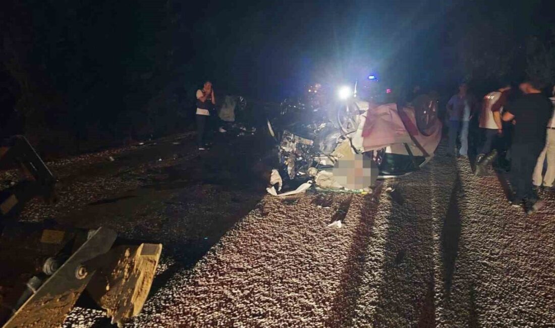 Çanakkale’nin Yenice ilçesinde iki otomobilin çarpıştığı kazada 6 kişi hayatını
