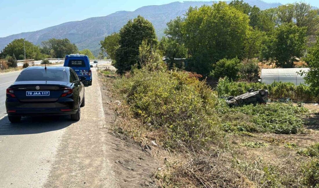Karabük’te iki otomobilin çarpışması sonucu 1’i ağır 5 kişi yaralanırken