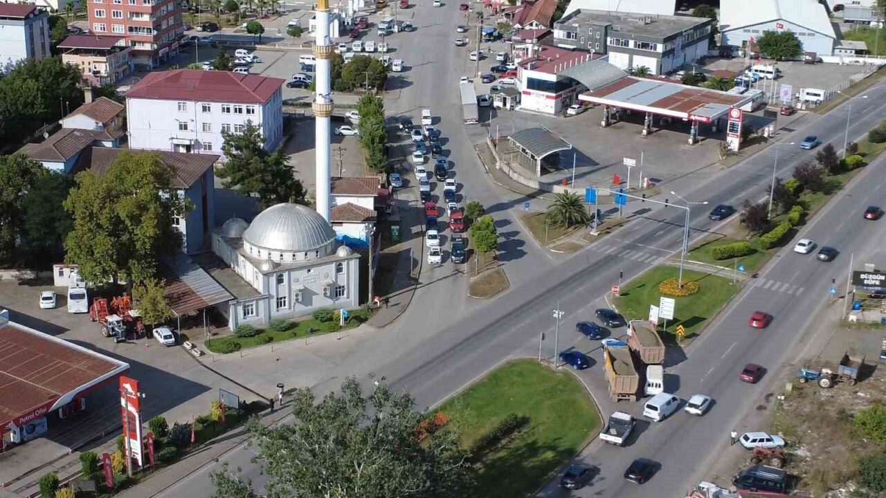 Karayolları 7. Bölge Müdürlüğü, Çarşamba’da yıllardır gündemde olan trafik sorununa