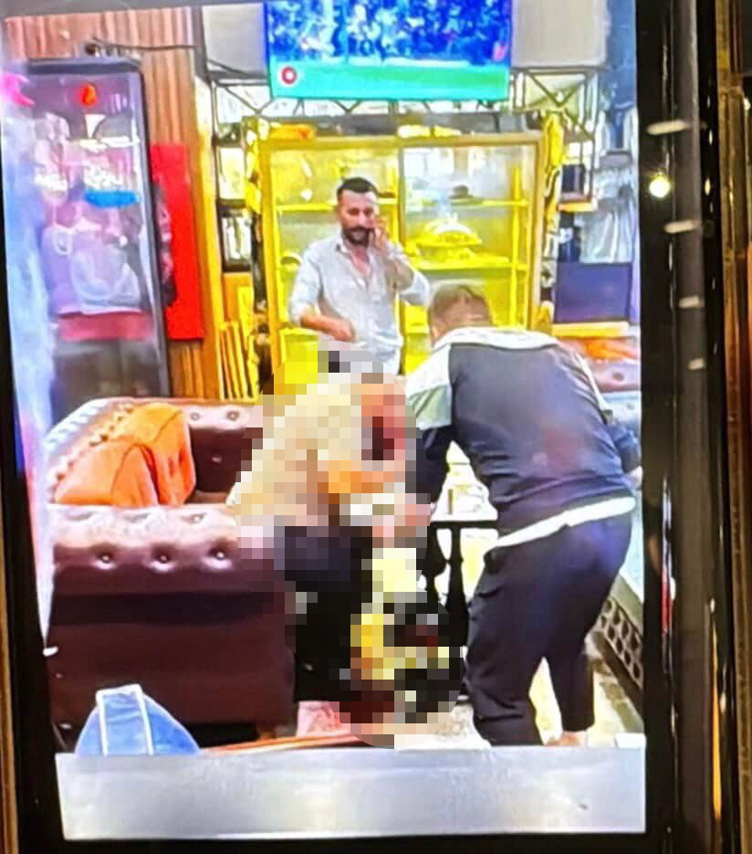 Çekmeköy’de bir kafede otururken silahlı saldırıya uğrayan şahıs, başından vurularak