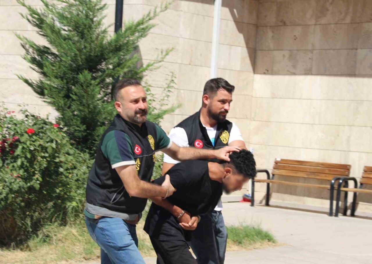 Afyonkarahisar’da 65 yaşındaki muhasebeciyi öldürdükten sonra kaçan ve polisin 3