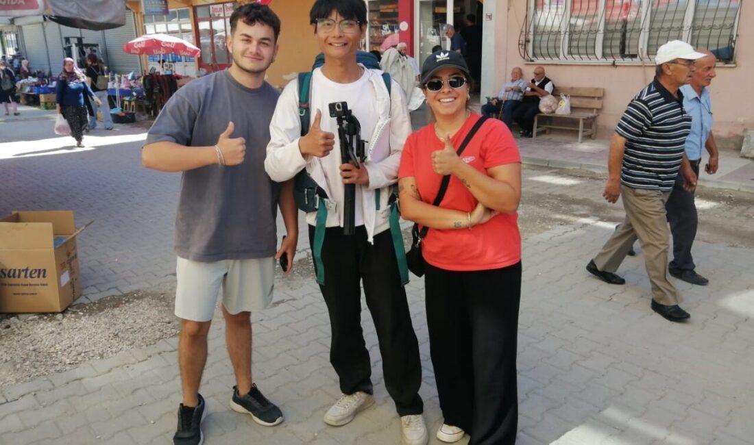 Çin’den yürüyerek yola çıkan Çinli genç, Kastamonu’nun Hanönü ilçesinde mola