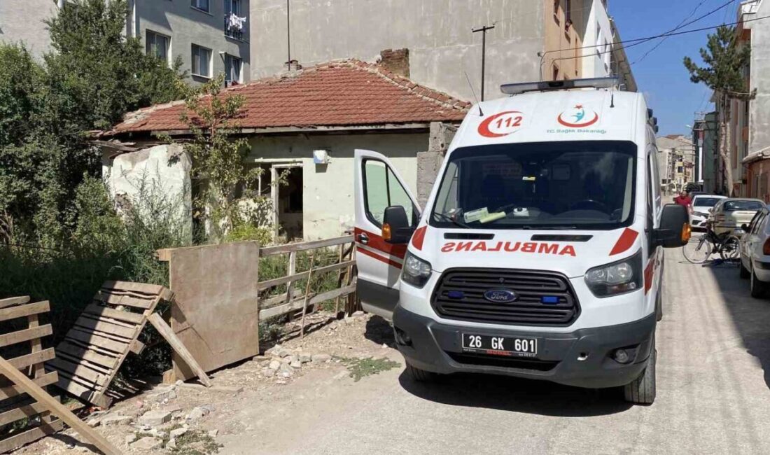 Eskişehir’de metruk evde çocuklar tarafından bir erkek cesedi bulunurken, polis