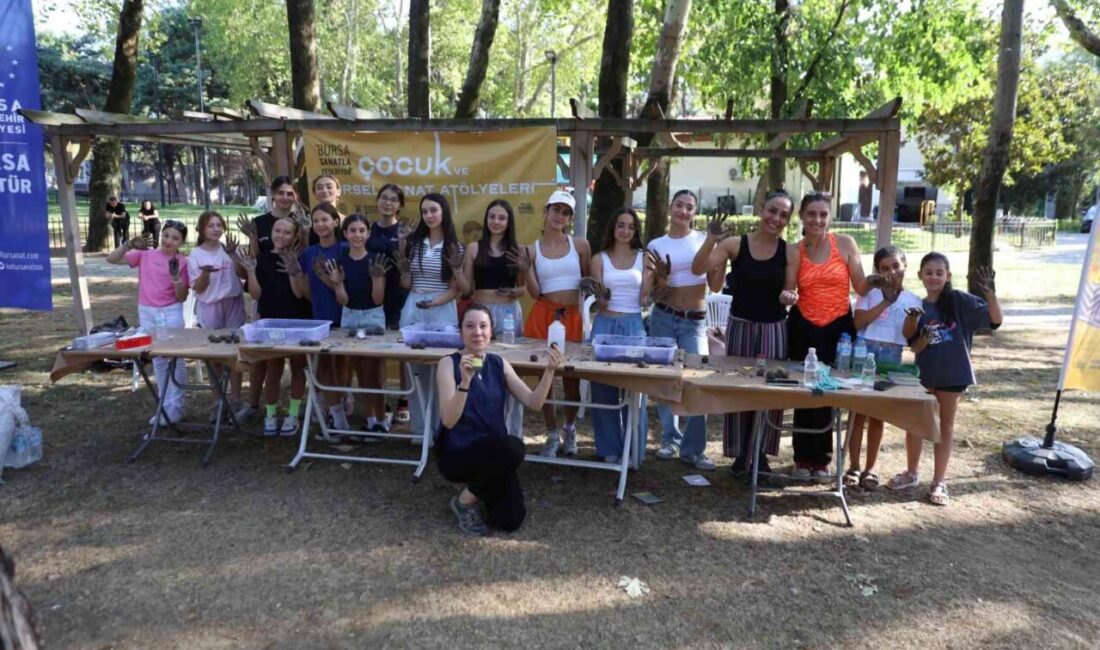 Bursa Büyükşehir Belediyesi tarafından hayata geçirilen Gezici Sanat Atölyesi, kentin
