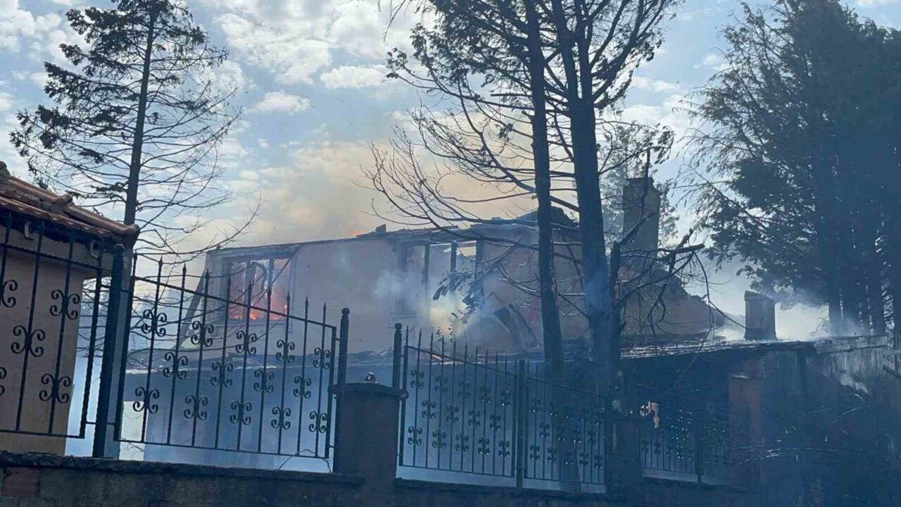 Tekirdağ’ın Çorlu ilçesine bağlı Önerler Mahallesi’nde çıkan otluk ve anız