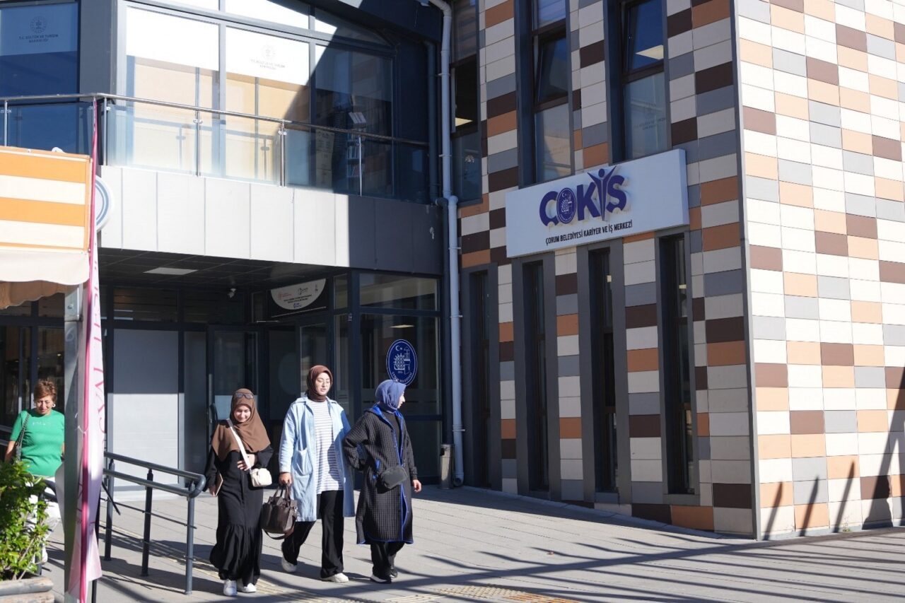 Çorum Belediyesi’nin hayata geçirdiği Kariyer ve İş Merkezi aracılığıyla bugüne