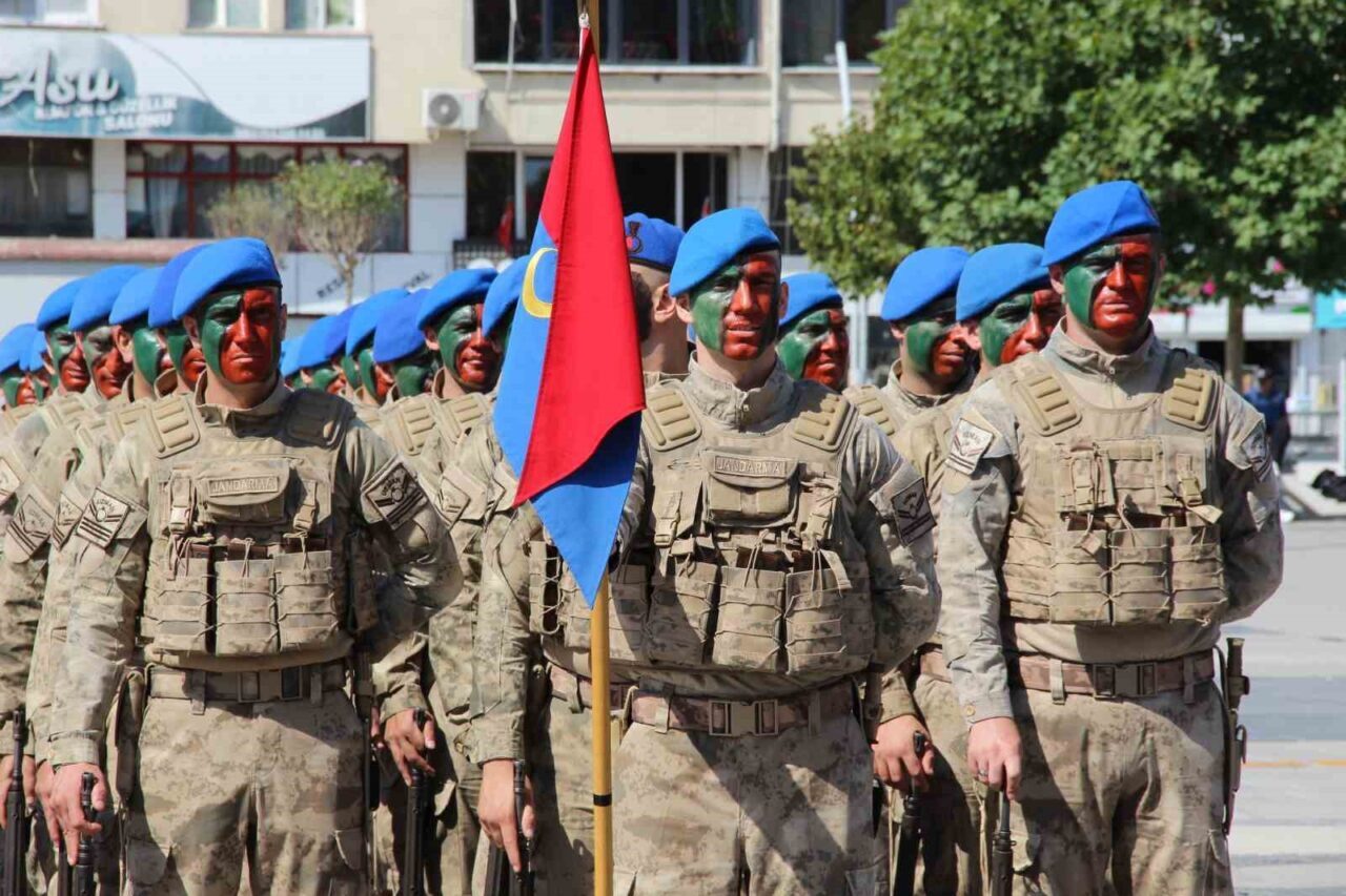 Çorum’da 30 Ağustos Zafer Bayramı, Kadeş Barış Meydanı’nda düzenlenen törende