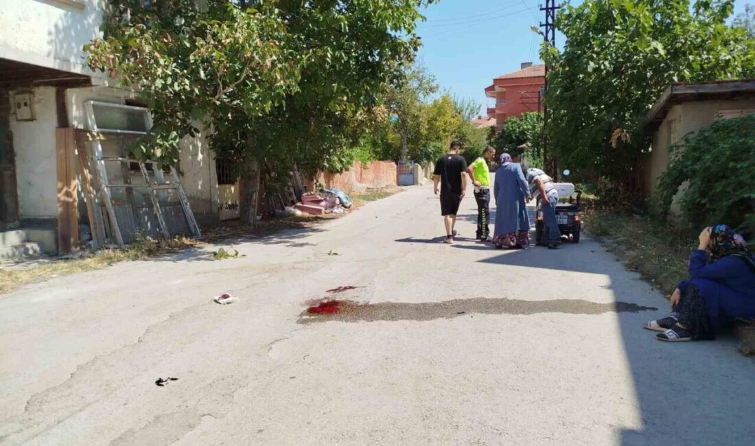 Çorum’un Osmancık ilçesinde elektrikli motosikletten düşen sürücüsü kazada yaralandı. Kaza,