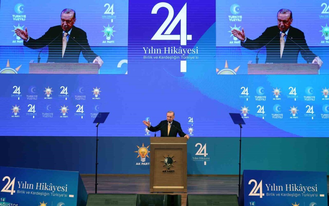 Cumhurbaşkanı Recep Tayyip Erdoğan, “Dünden beri ahlaksızca, haysiyetsizce, her türlü