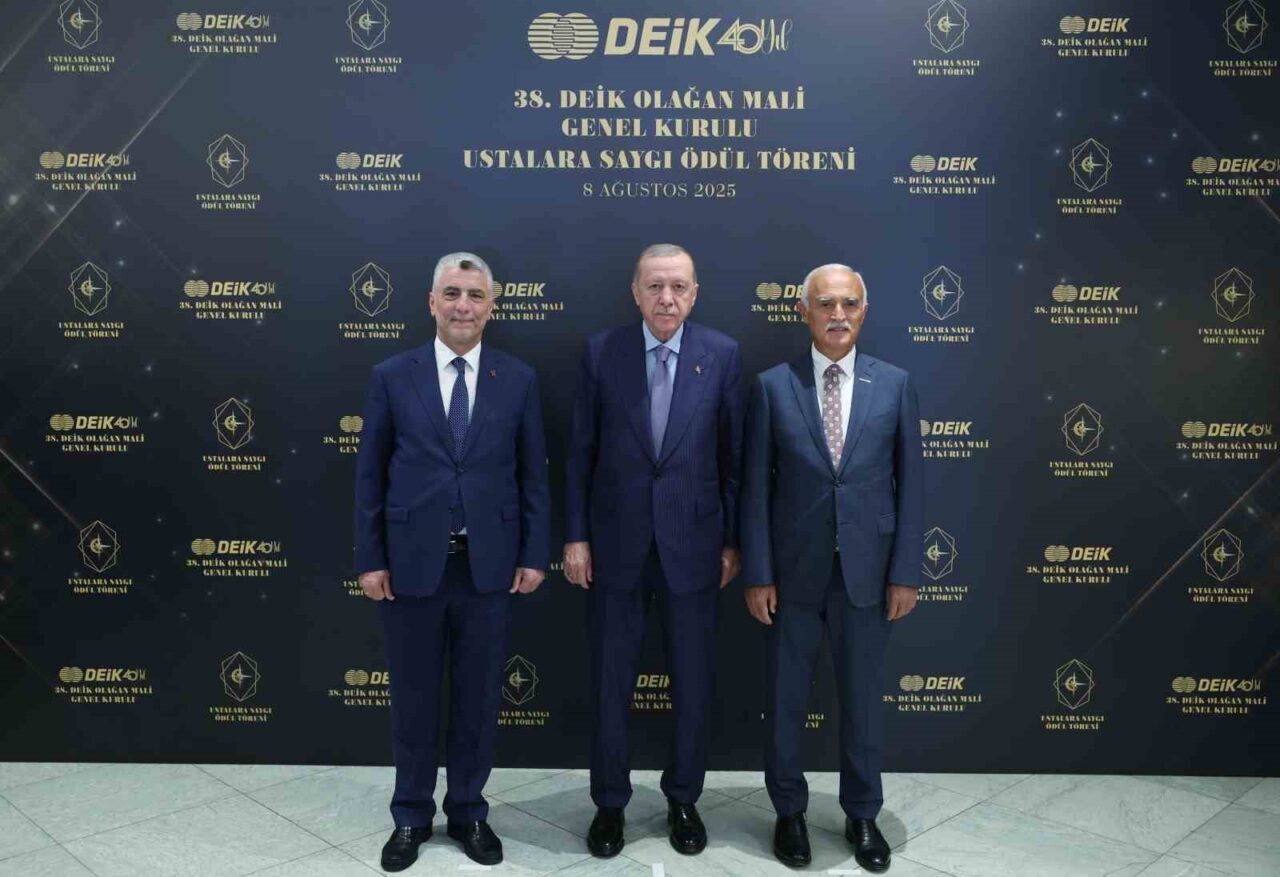 Cumhurbaşkanı Recep Tayyip Erdoğan, “Türkiye, barış masalarının aranan aktörü haline