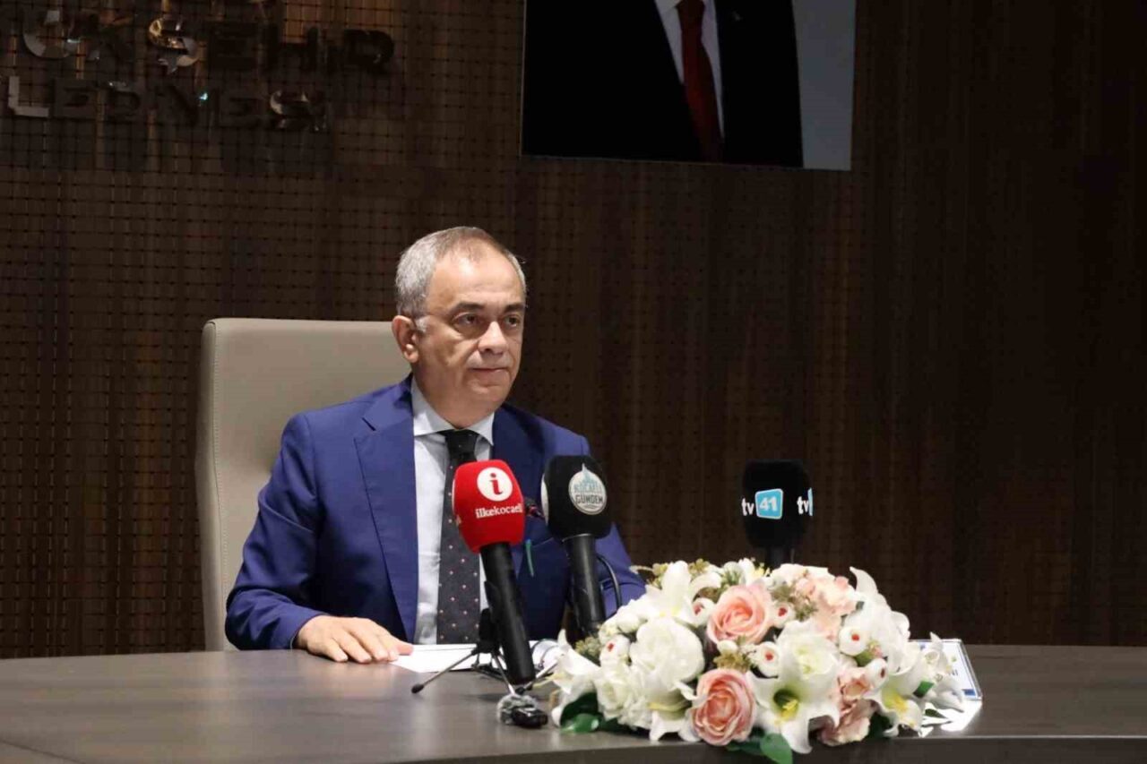 Kocaeli Büyükşehir Belediyesi Ulaşım Koordinasyon Merkezi toplantısında ulaşım düzenlemeleri ve