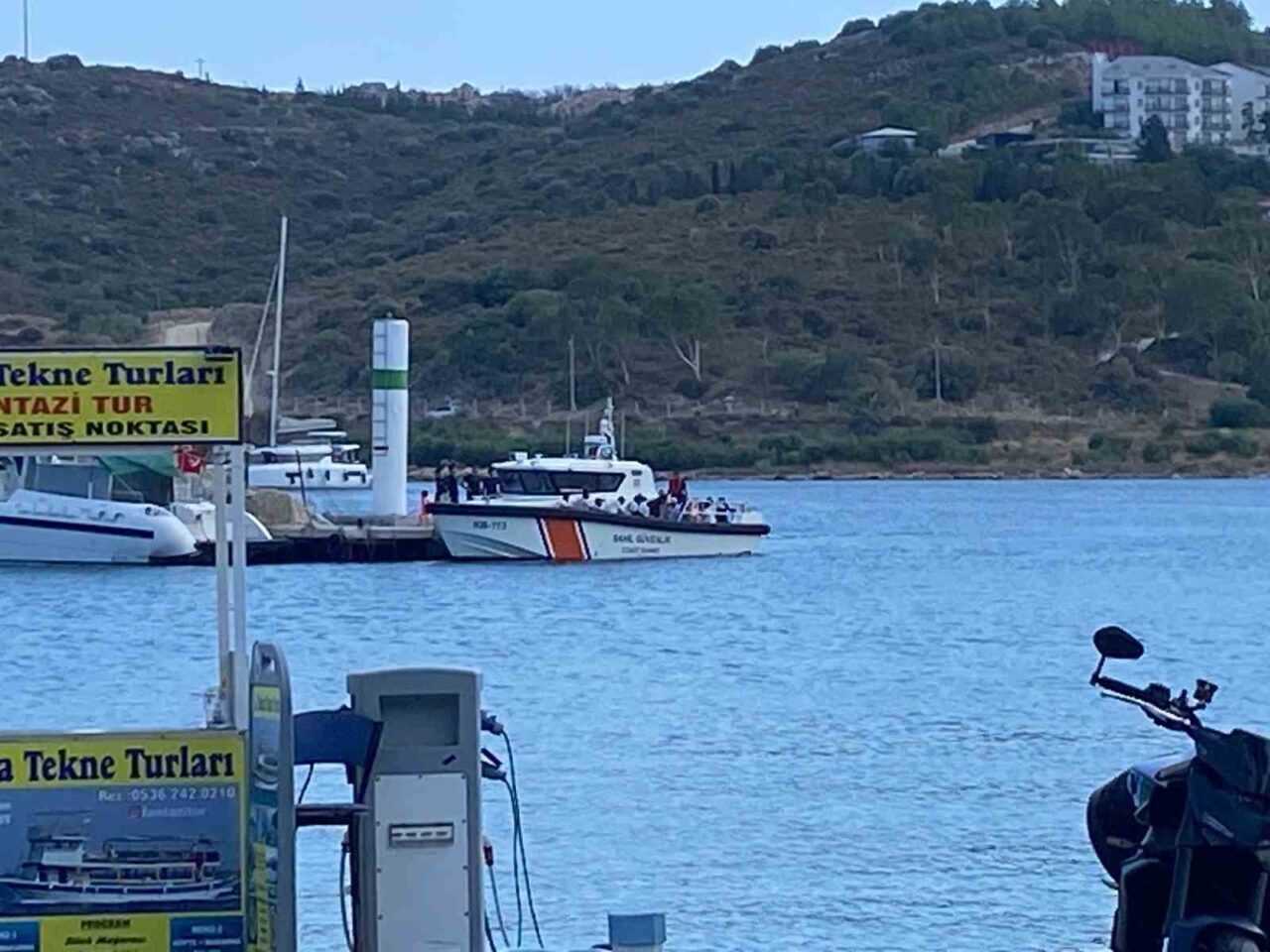 Muğla’nın Datça ilçesinde Sahil Güvenlik ekiplerince düzenlenen operasyonda 38 düzensiz