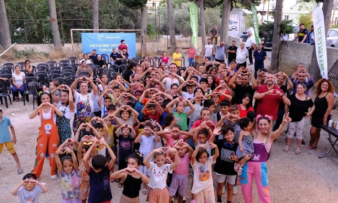 Defne Belediyesi tarafından Bostancık Mahallesi’nde çocuklara yönelik etkinlik düzenlendi. Hatay’da