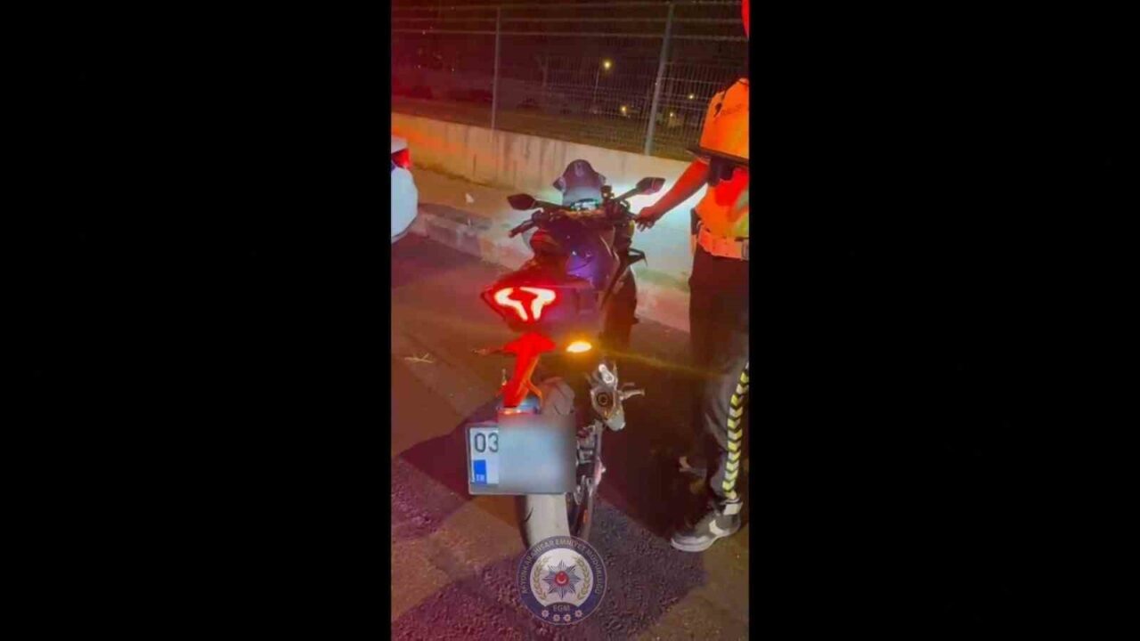 Afyonkarahisar İl Emniyet Müdürlüğü tarafından yapılan denetimlerde 116 motosiklet trafikten