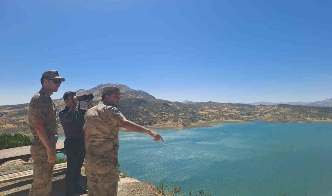 Diyarbakır’ın Dicle Kaymakamı Mustafa Atış ve İlçe Jandarma Komutanı Üsteğmen