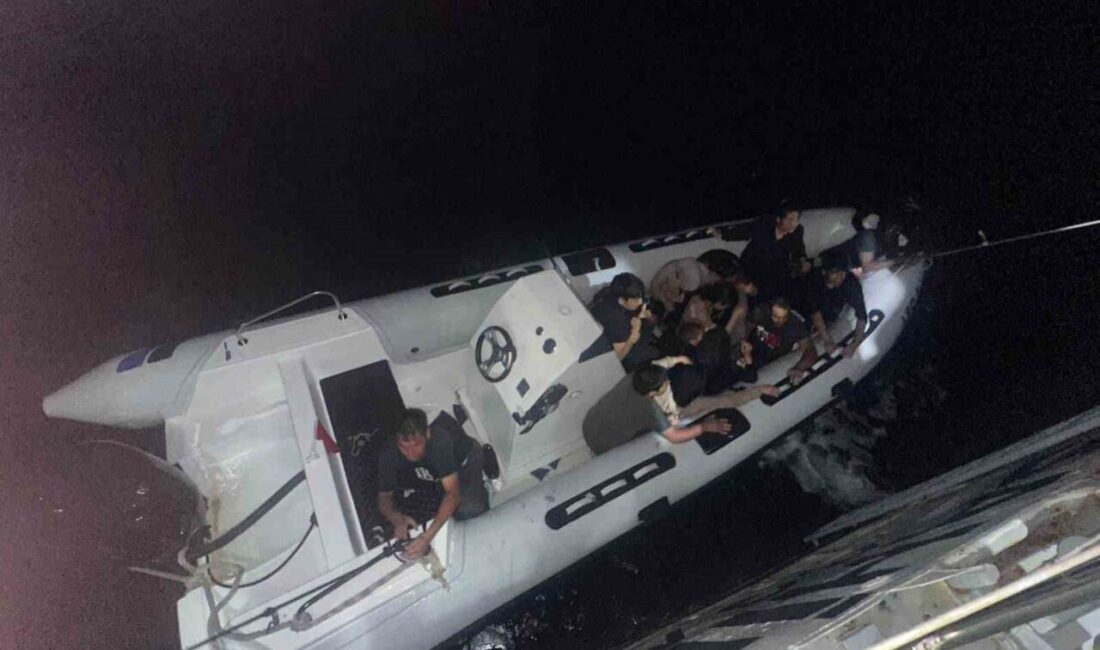 Aydın’ın Didim ilçesi açıklarında Yunanistan unsurlarınca Türk karasularına geri itilen