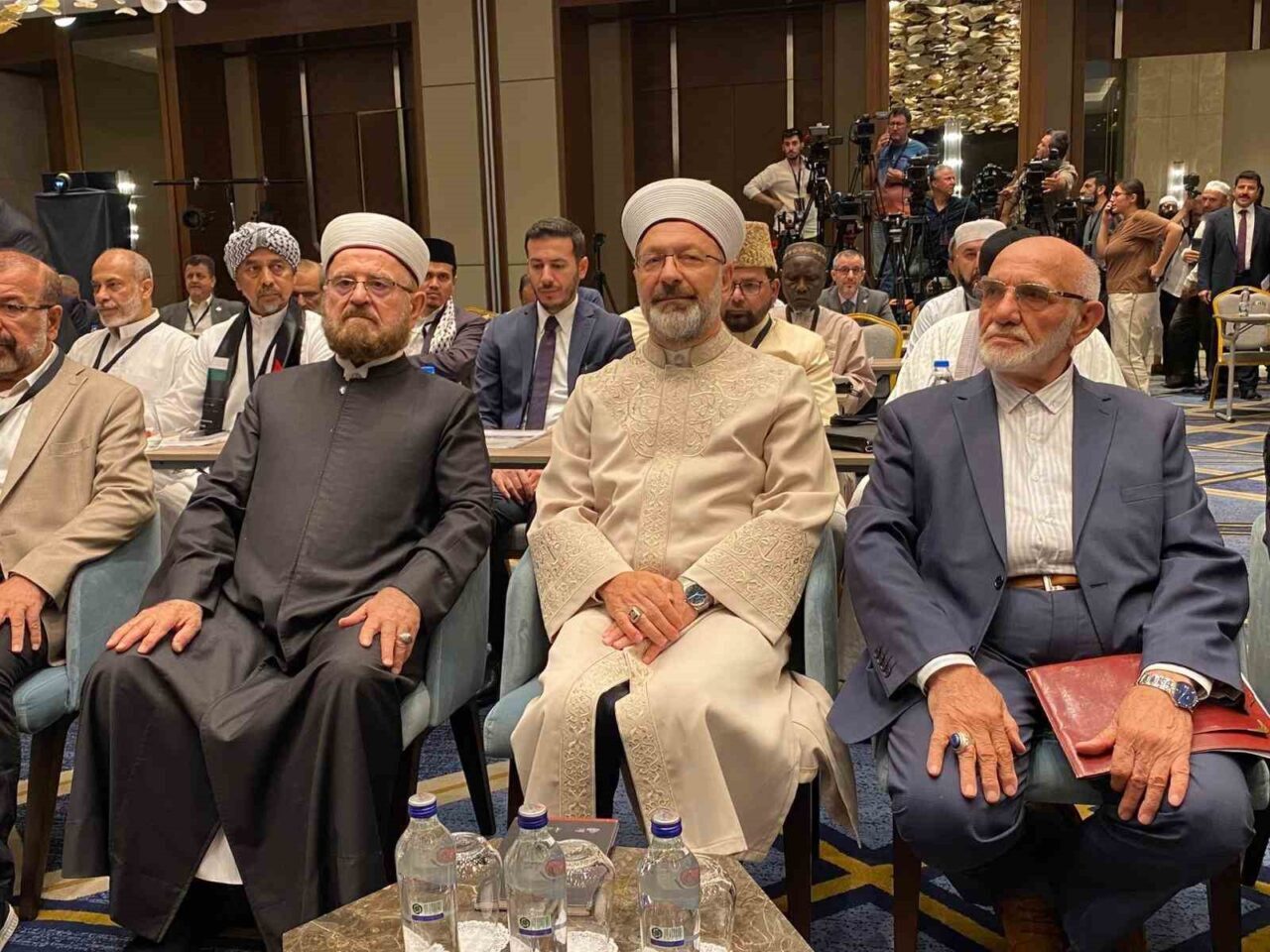 Diyanet İşleri Başkanı Ali Erbaş soykırımcı siyonistlerin müslümanlar için en