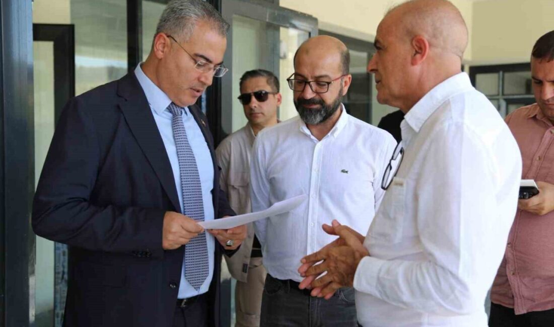 Diyarbakır’ın Çermik ilçesinde yapımı tamamlanan ve bünyesinde ilçe sağlık müdürlüğü,