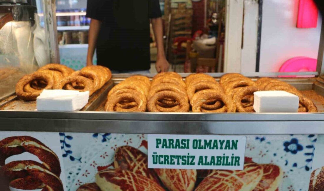 Diyarbakır Şehirlerarası Otobüs Terminali’nde esnaf, ihtiyaç sahiplerine 6 yıldır ücretsiz