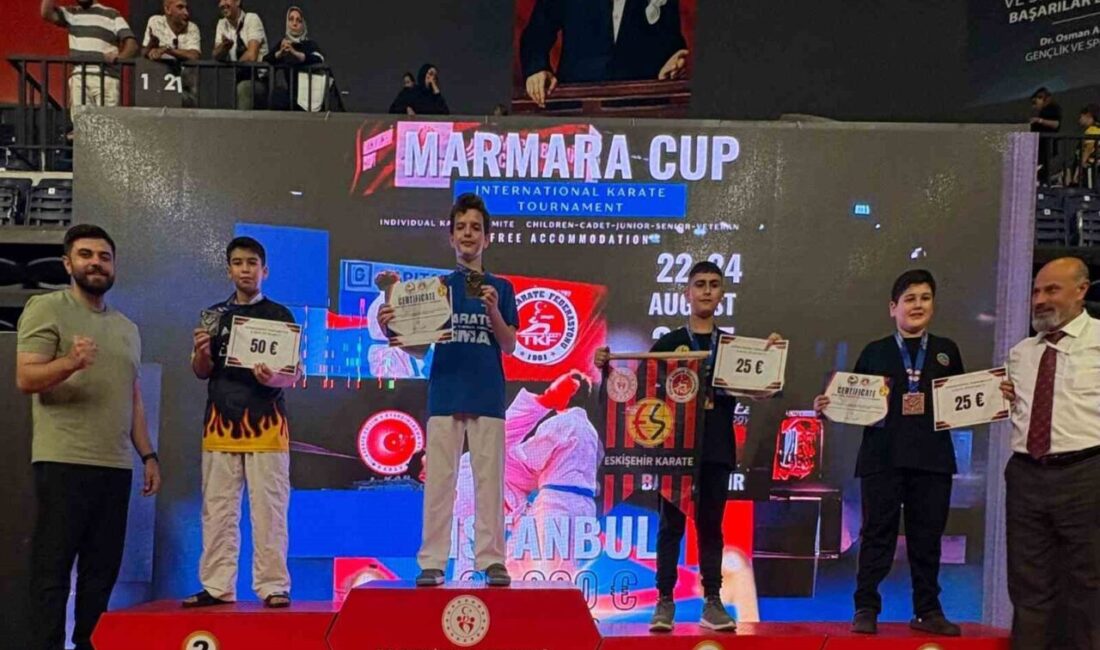 Diyarbakırlı kareteci Mehmet İçen, 22 ülkeden sporcunun katıldığı Marmara Cup’ta