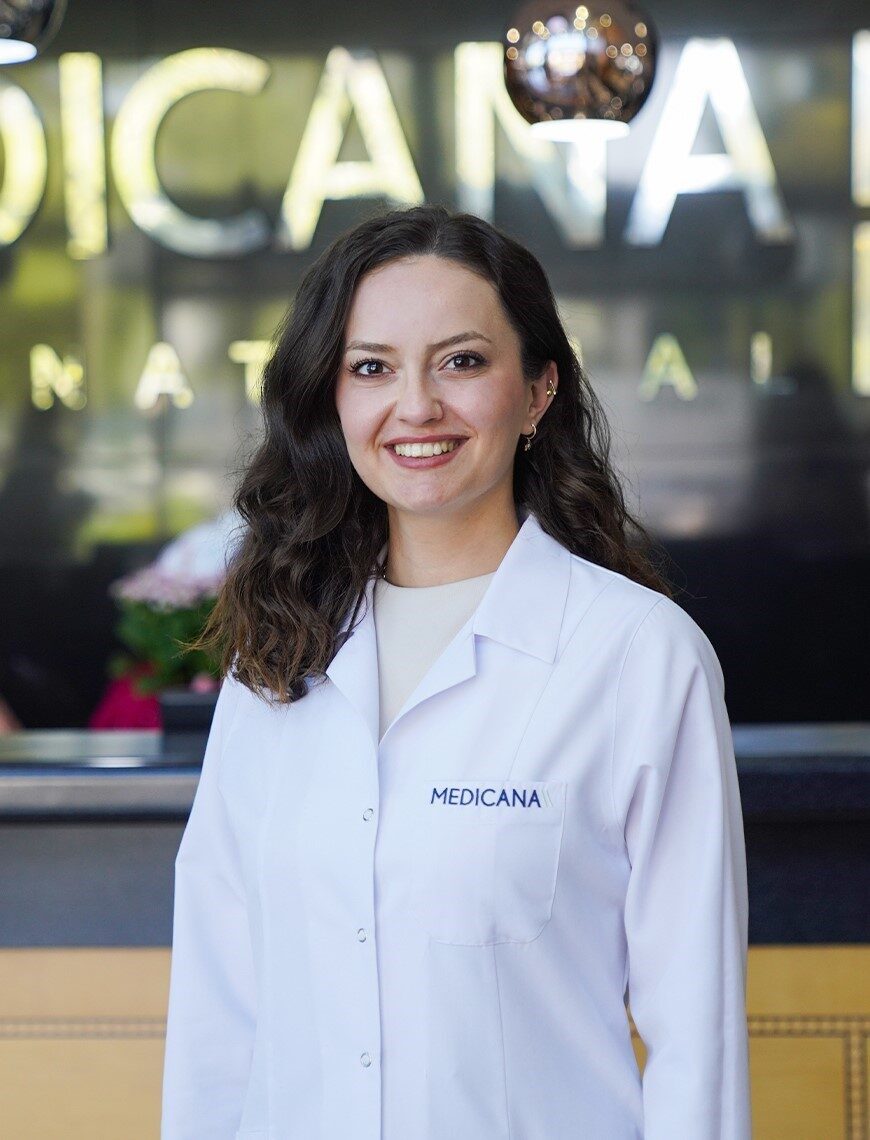 Medicana Sağlık Grubu Beslenme ve Diyet Bölümü’nden Diyetisyen Elif Öksüz
