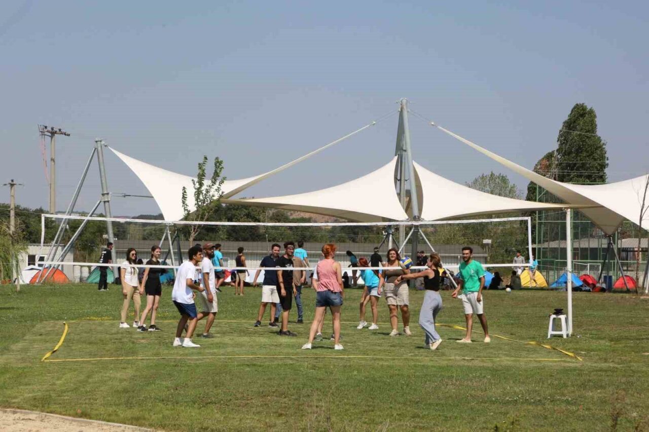 Nilüfer’in doğal güzelliklerine sahip Fadıllı Havacılık ve Doğa Sporları Tesisi’nde,