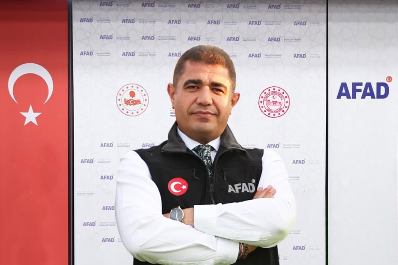 Düzce(İHA) – Düzce Valisi Selçuk Aslan, 17 Ağustos 1999 Marmara