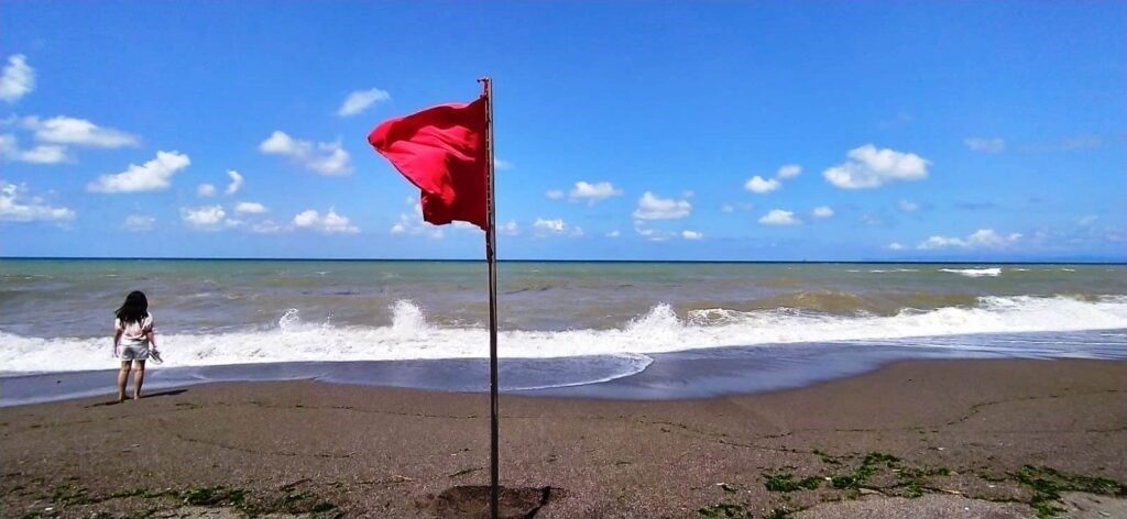 Düzce’de olumsuz hava ve deniz şartları sebebi ile denize girilmemesi