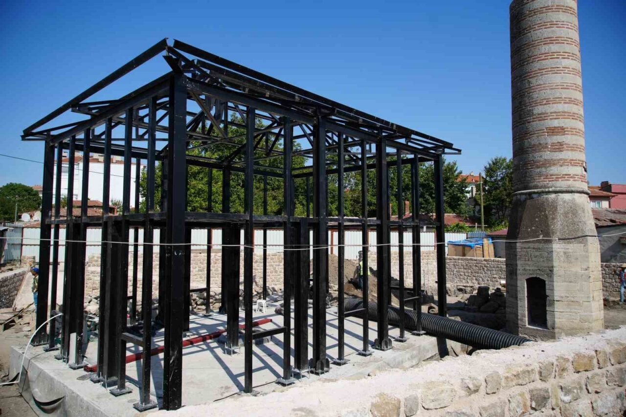 Sultan II. Murat döneminde 15’inci yüzyılda inşa edilen ve yalnızca