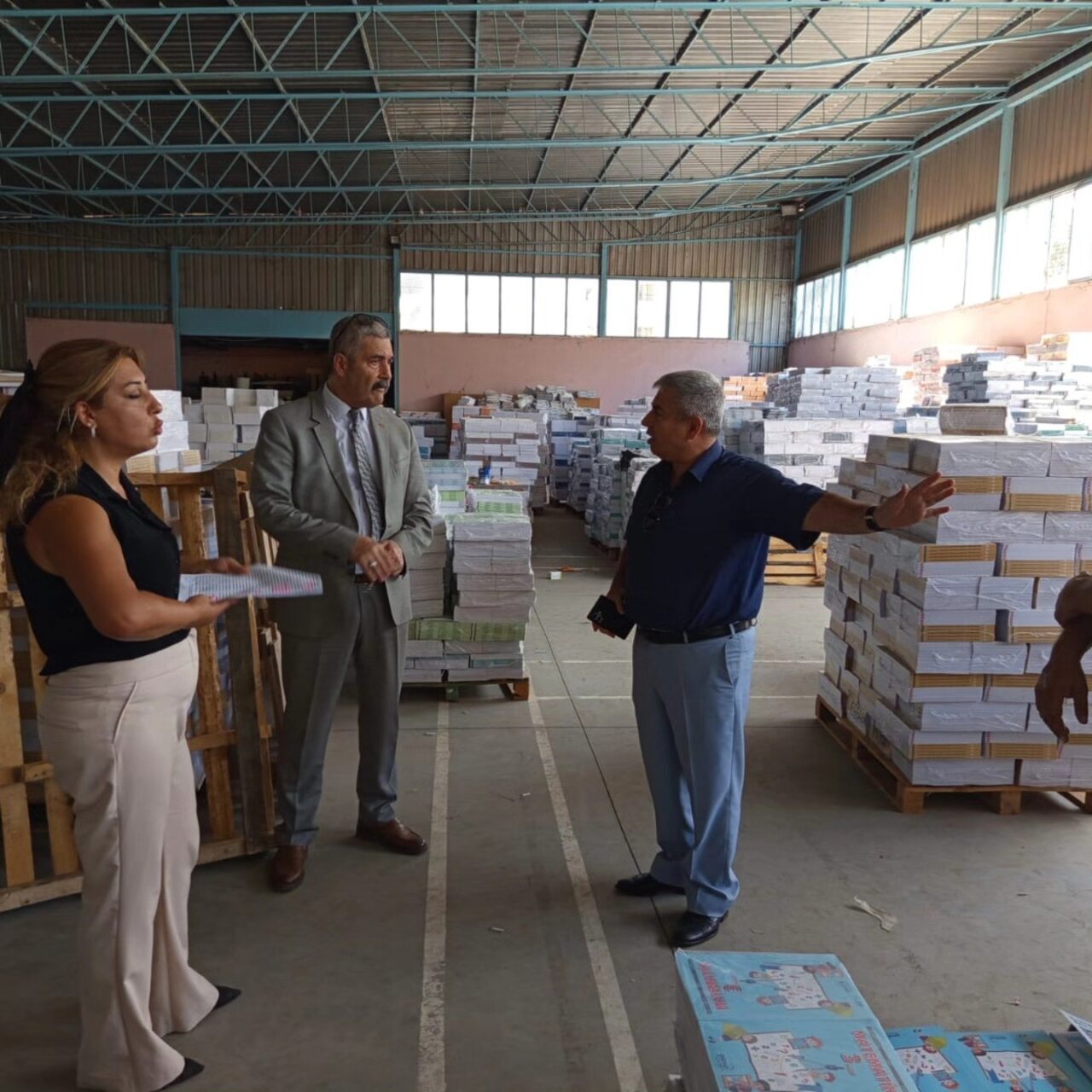 Efeler İlçe Milli Eğitim Müdürü Hakan Özcan, yeni eğitim öğretim