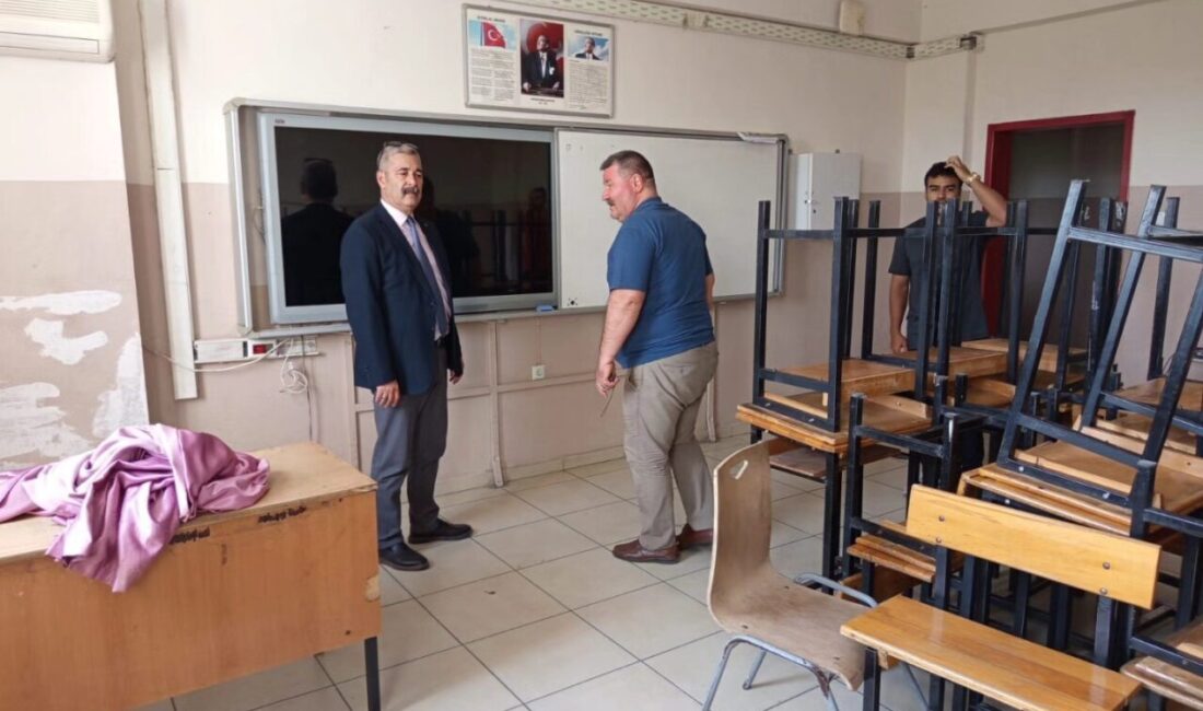 Aydın’ın merkez ilçesi Efeler’de, okullar 2025-26 eğitim öğretim yılına hazırlanırken,