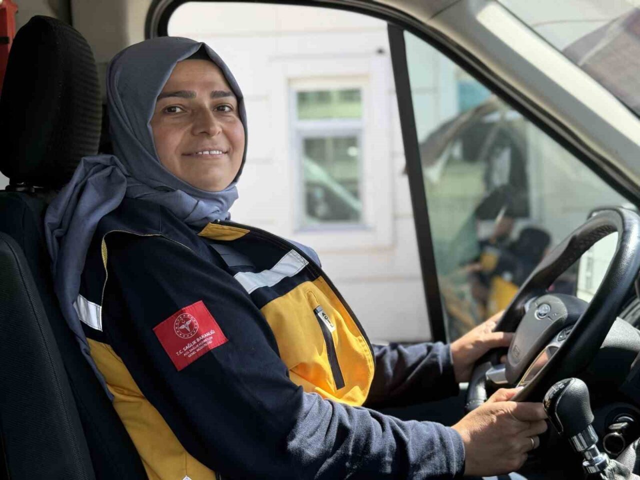 Düzce’de düzenlenen Ambulans Sürüş Güvenliği Eğitimine katılan ve 17 kişi