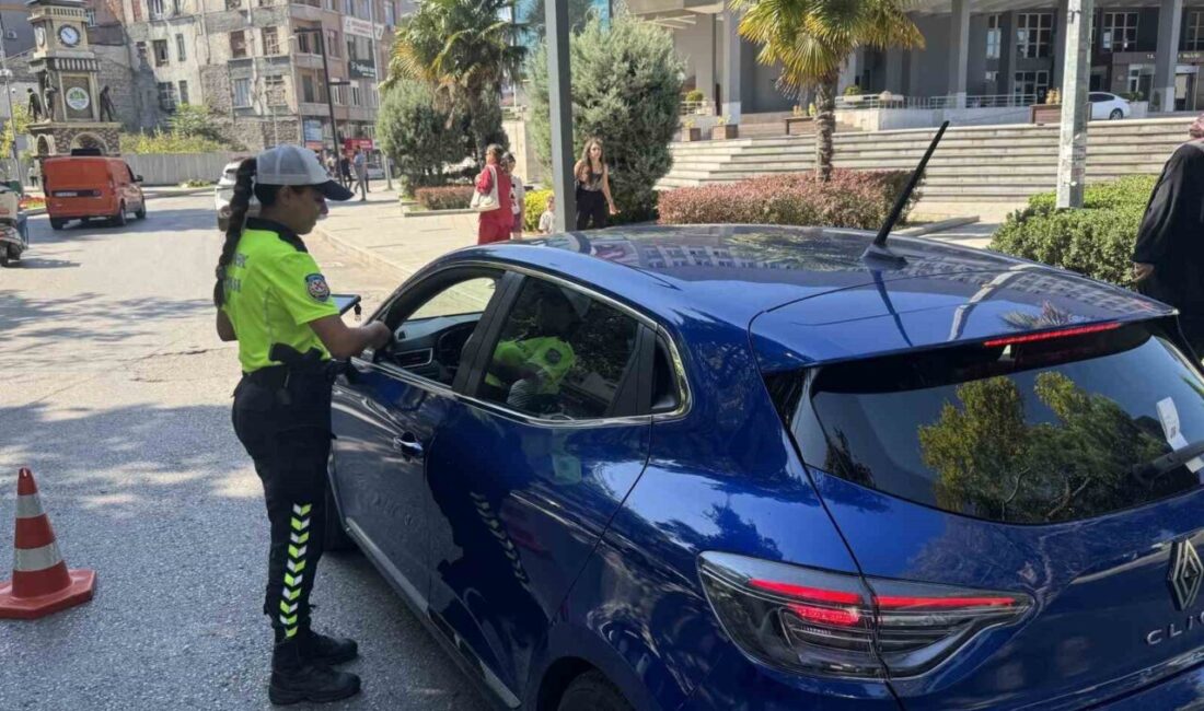 Zonguldak İl Emniyet Müdürlüğüne bağlı trafik ekipleri araç sürücülerine yönelik