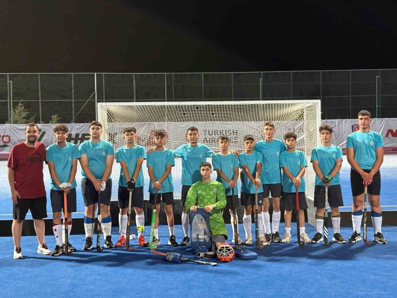 Elazığ Gençlik Spor Kulübü Çim Hokeyi Takımı, turnuvada ilk rakibini