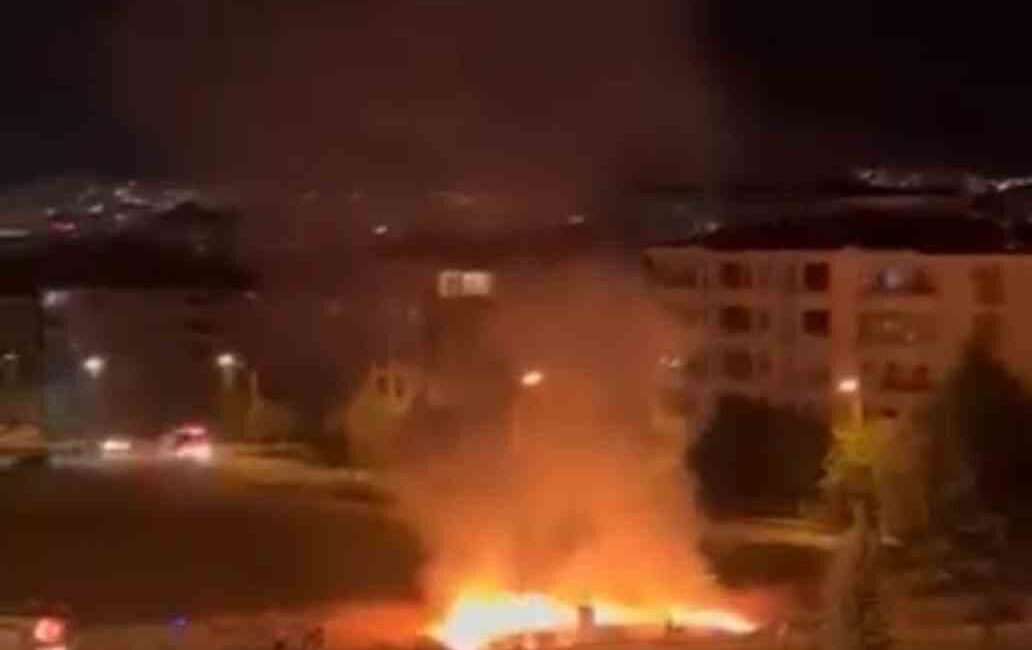 Elazığ’da boş bir arazide çıkan yangın, itfaiye ekipleri tarafından söndürüldü.