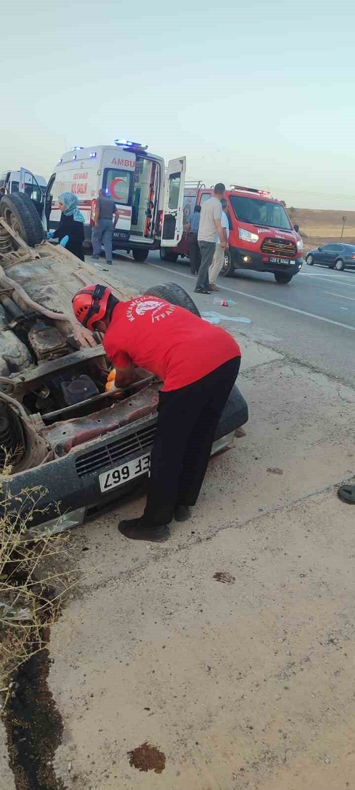 Elazığ’da otomobilin takla atması sonucu meydana gelen kazada, 6 kişi
