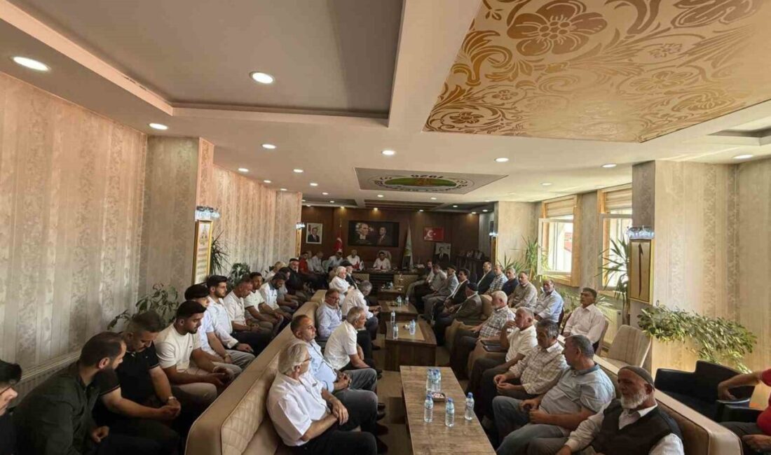 AK Parti Ağrı İl Başkanı İlhami Yıldız, Eleşkirt ilçesinde Tekin