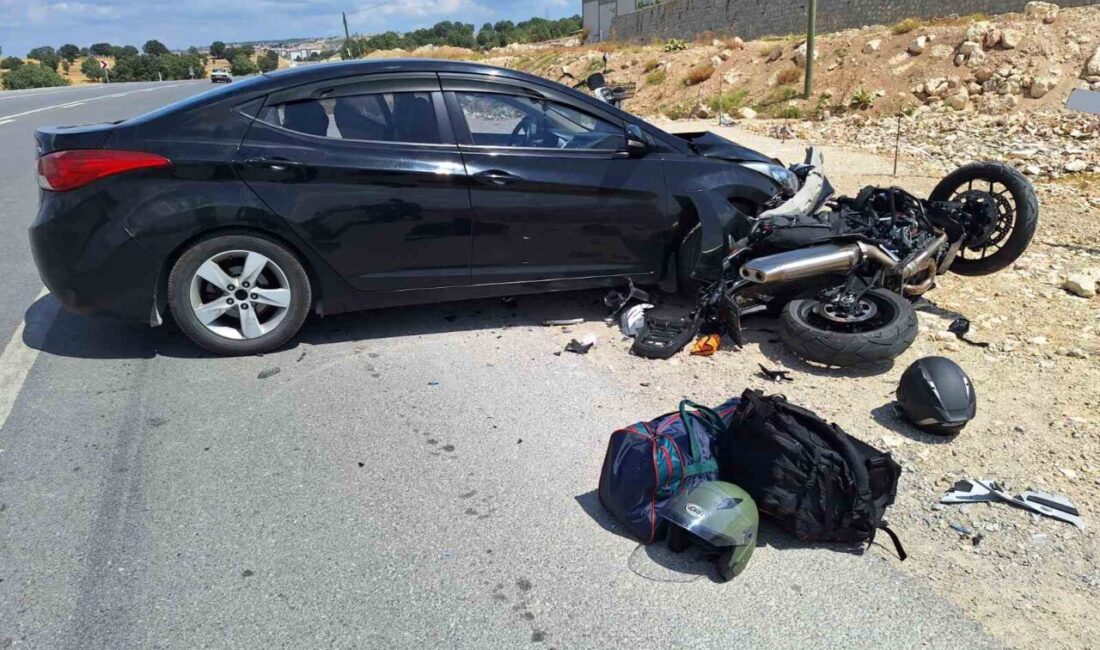 Kütahya’nın Emet ilçesinde otomobil ile motosikletin çarpışması sonucu meydana gelen