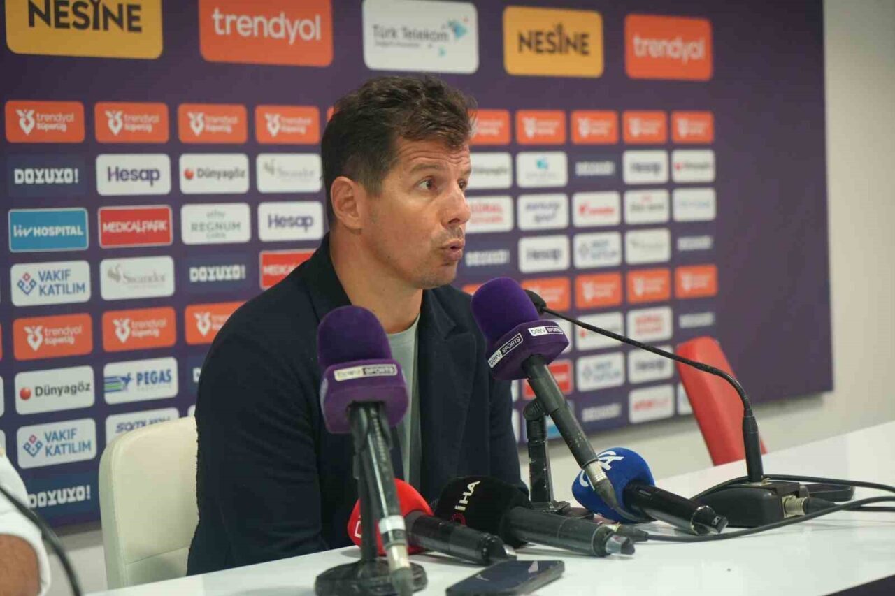 Antalyaspor Teknik Direktörü Emre Belözoğlu, Fatih Karagümrük maçının ardından yaptığı