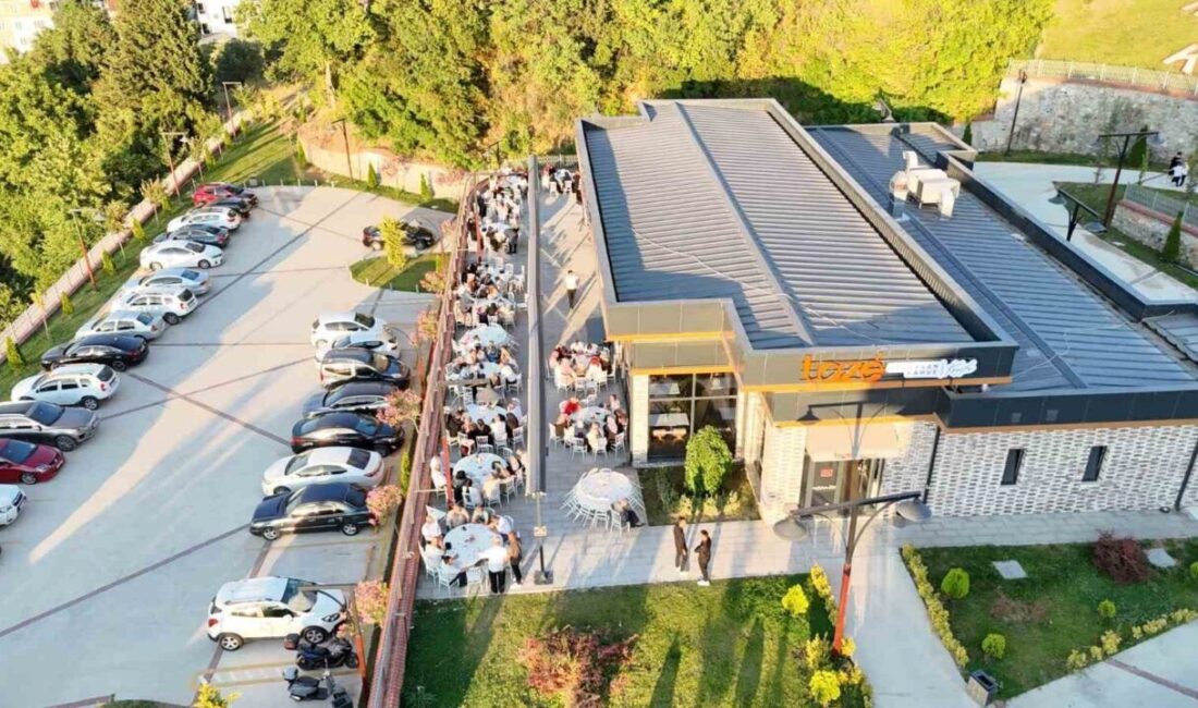 Karamürsel’de hem kafe keyfi hem de şık ve işlevsel davet