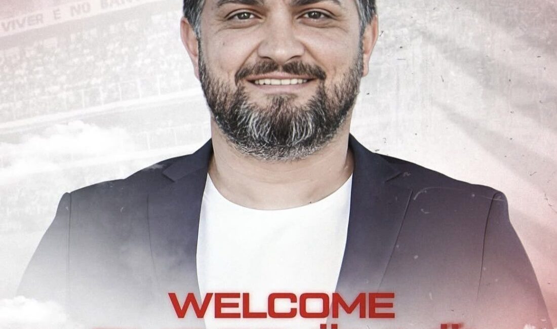 Kadınlar Basketbol Ligi ekiplerinden Adana Nova Basketbol, Kayserili antrenör Ender