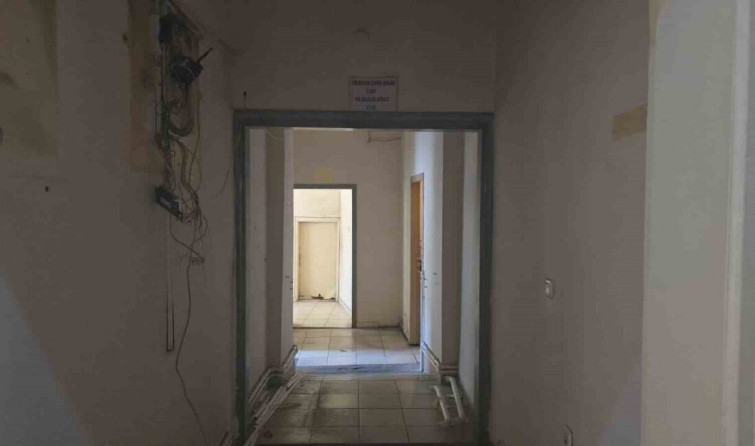 Zonguldak’ın Ereğli ilçesinde Meydanbaşı Caddesi üzerinde bulunan ve yaklaşık 90