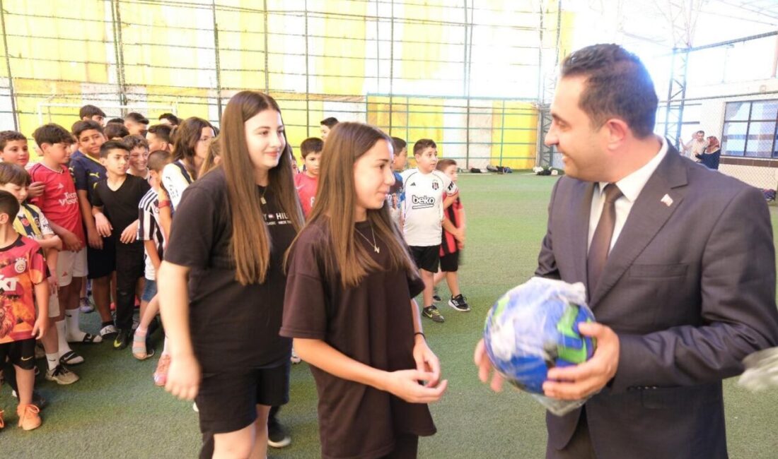 Erzincan Belediyesi tarafından her yıl düzenlenen ve yüzlerce çocuğu sporla