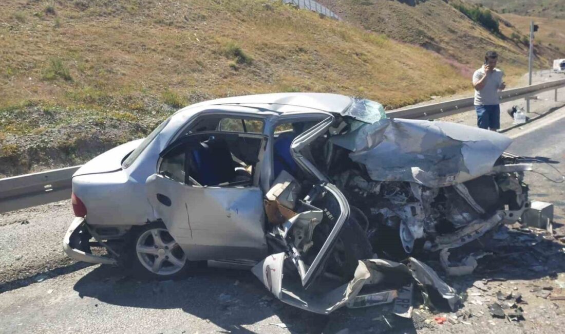 Erzincan’ın Refahiye ilçesinde dün iki otomobilin çarpışması sonucu meydana gelen