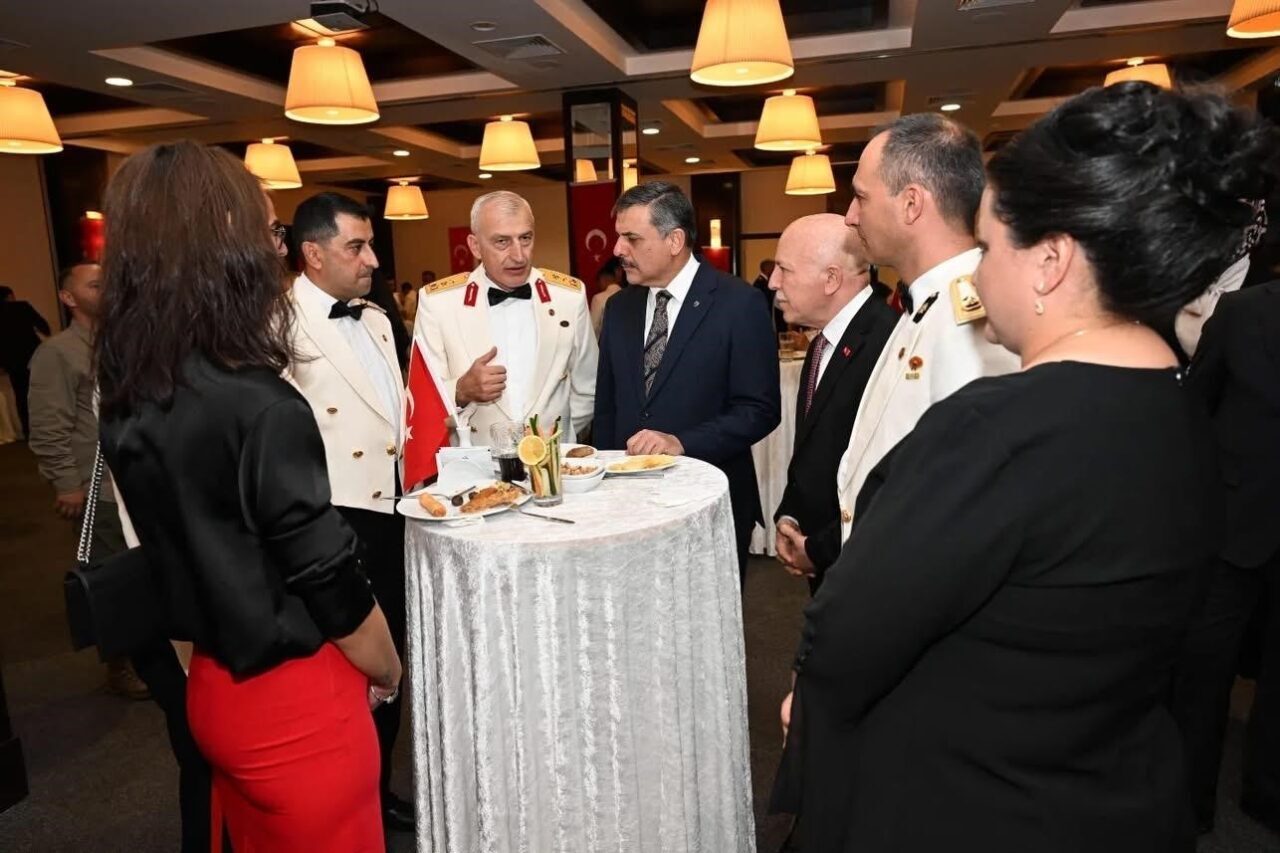 30 Ağustos Zafer Bayramı dolayısıyla Erzurum’da kabul töreni düzenlendi. Palandöken