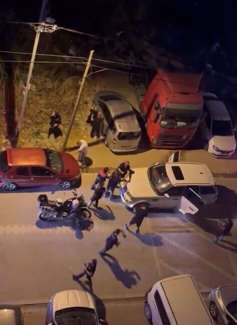 Esenyurt’ta polisin dur ihtarına uymayıp kaçan sürücü, kısa bir süre