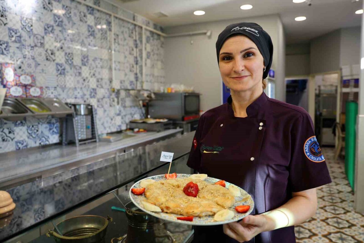 Adanalı tatlıcının, eşinin damak zevkinden yola çıkarak hazırladığı ballı, tahinli,